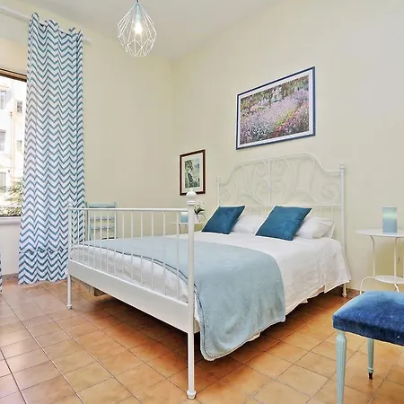 Beesprint Cialdini Apartman *