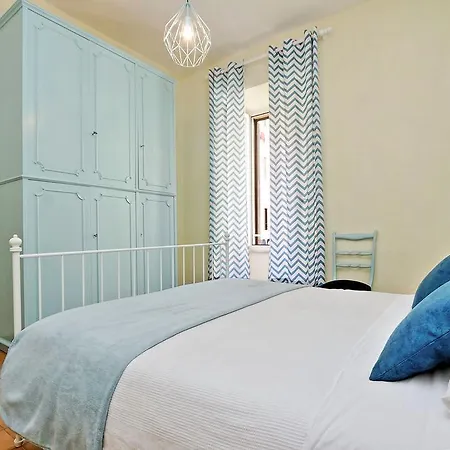 Beesprint Cialdini Apartman *